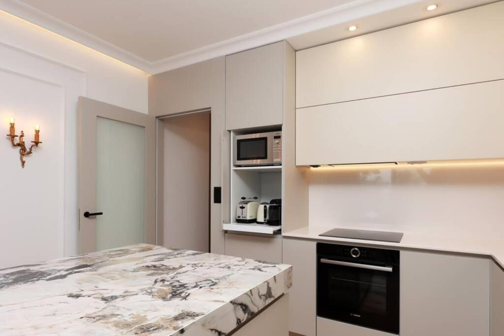 Marena - Trees To Seas Luxury Escape Apartment Opatija